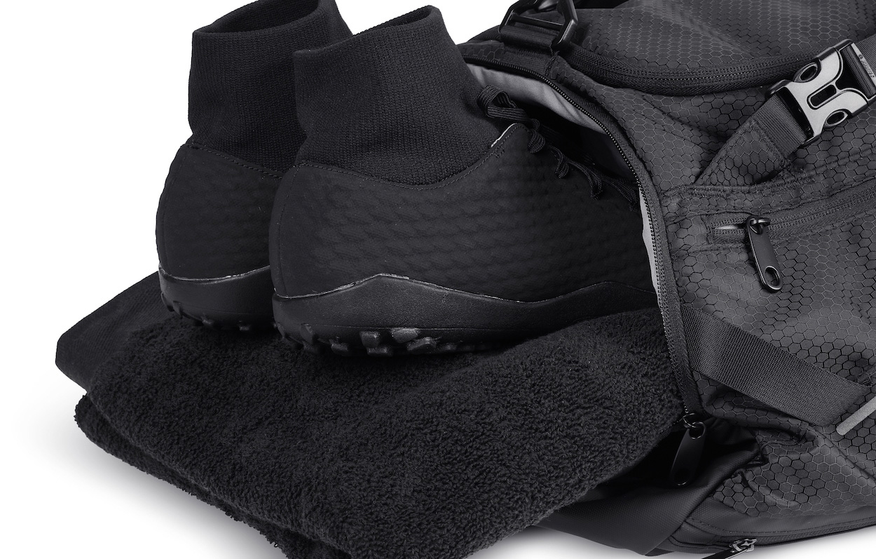 anti-theft sports bag,anti theft sports bag, anti theft sports bag, activcargo tribal, fear less activ maxx